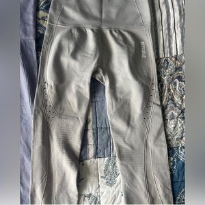 Tan gym-shark leggings,  size Medium , never worn.